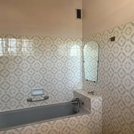 3 Pieces - Lr920-100 Apartment *